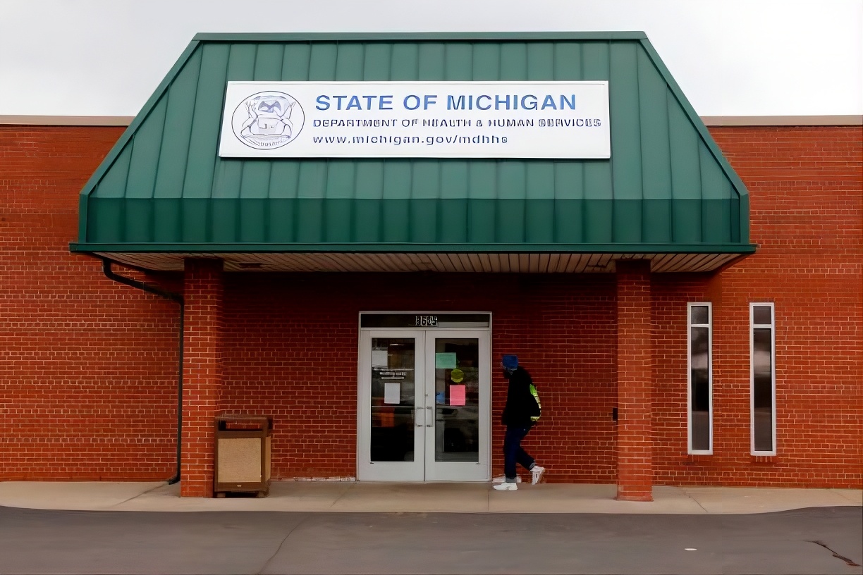 Michigan Department of Health has reported the largest Cyclospora outbreak this season in USA on July 5, 2026 at 3:08 PM. Photo: Jeff Kowalsky/Getty Images
