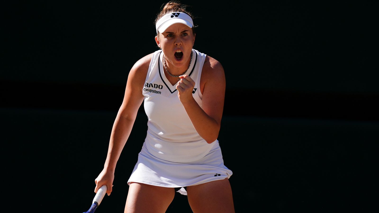 Linda Noskova survives late scare to beat Muchova and win maiden Wimbledon title