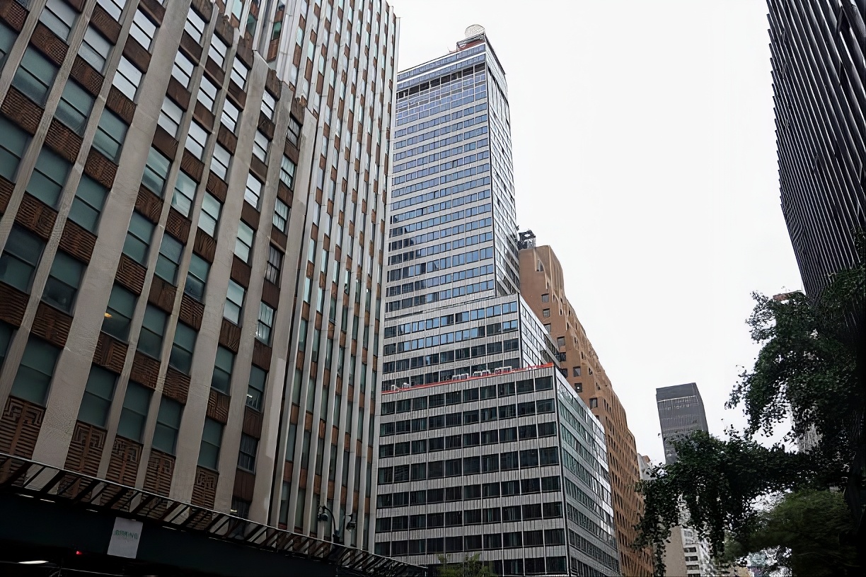 Manhattan high-rise evacuation sparks fears over office-to-housing boom