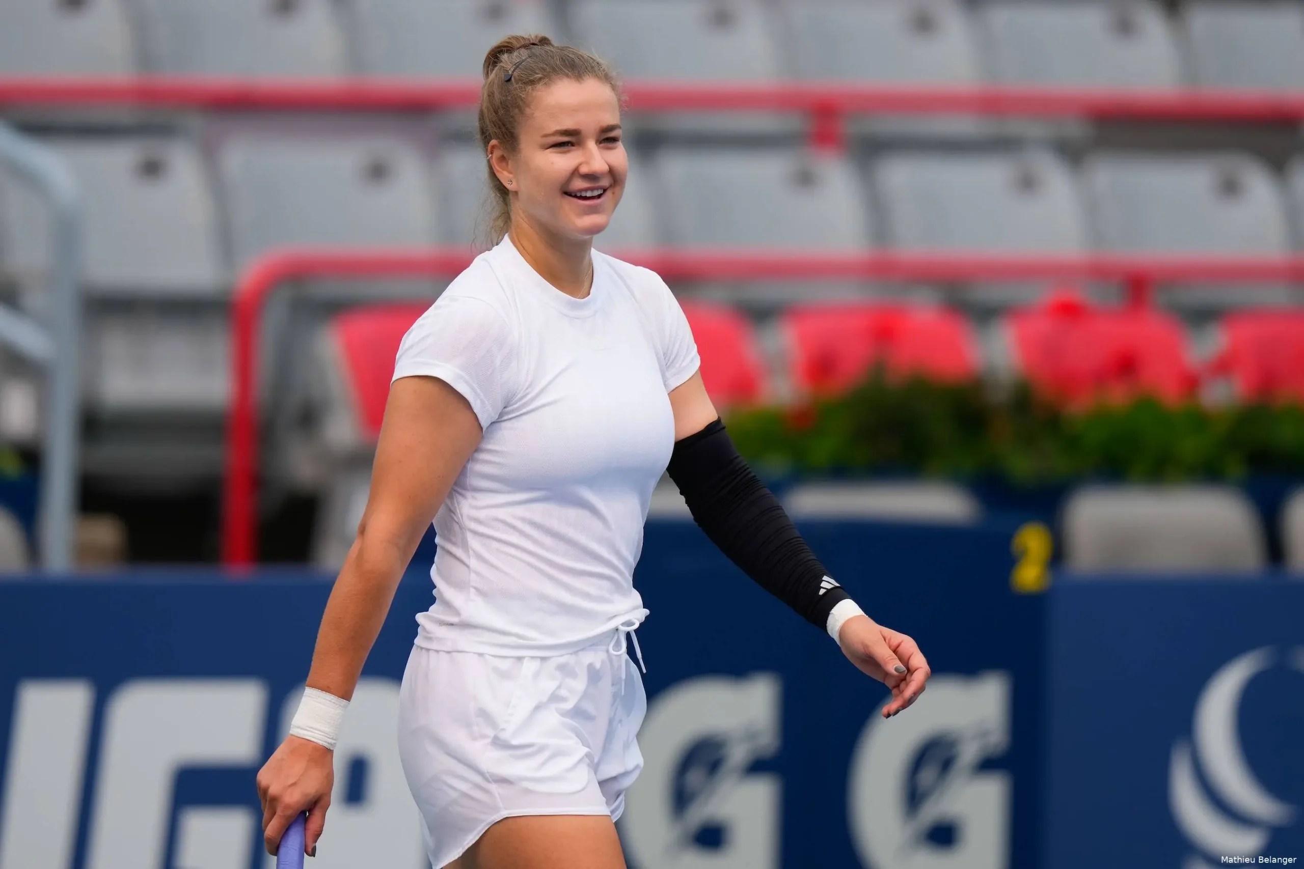 Karolina Muchova celebrates after beating Aryna Sabalenka to win WTA shot of the year in Dubai Tennis Championship on December 6, 2025 at 10:50 PM