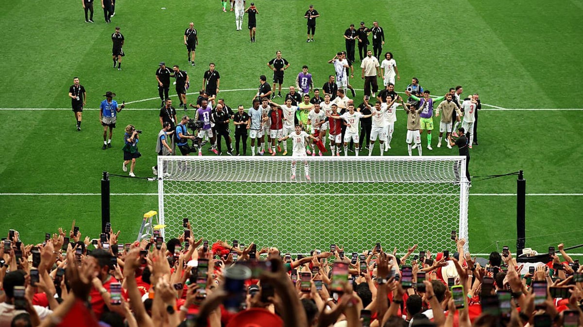 Morocco national team celebrates with their fans as they make it through to the quarter-finals of the 2026 FIFA World Cup in Houston Stadium, Houston on July 4, 2026 at 5:35 PM. Photo: Kevin C. Cox/Getty Images.