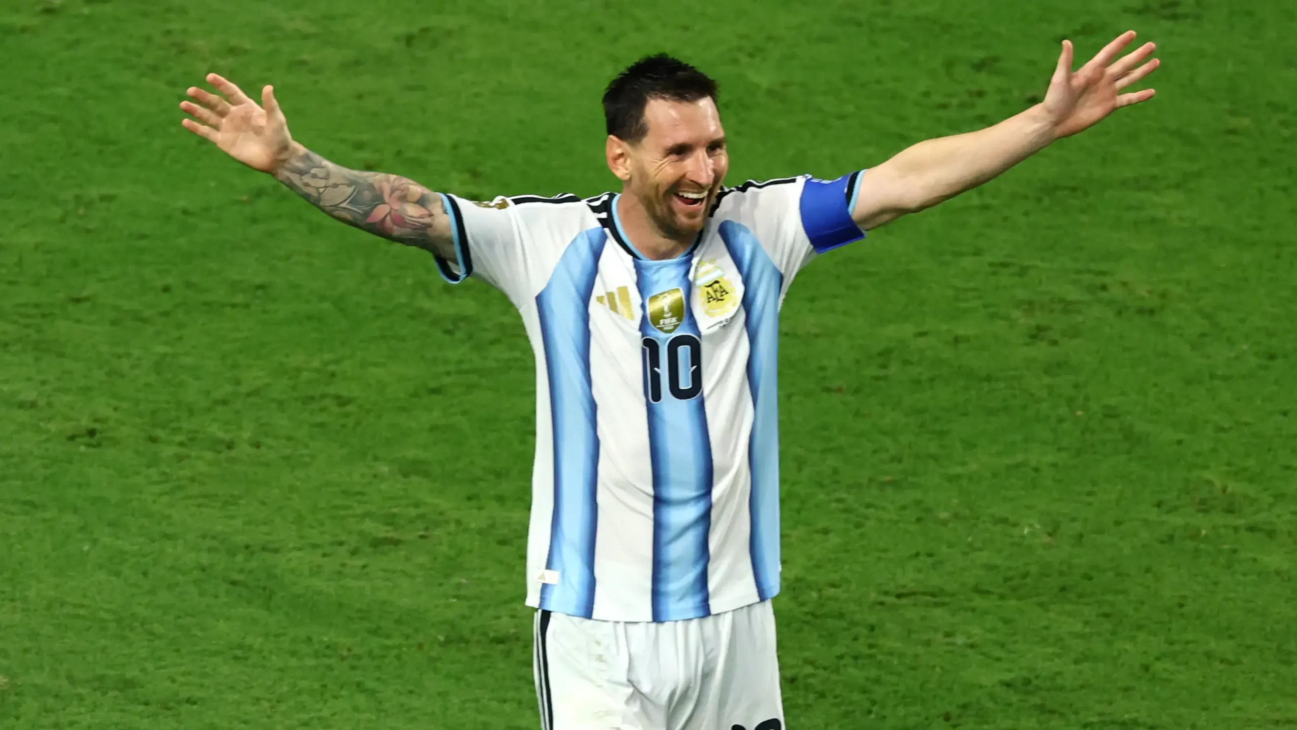 Argentina edge Cape Verde 3-2 to reach World Cup round of 16
