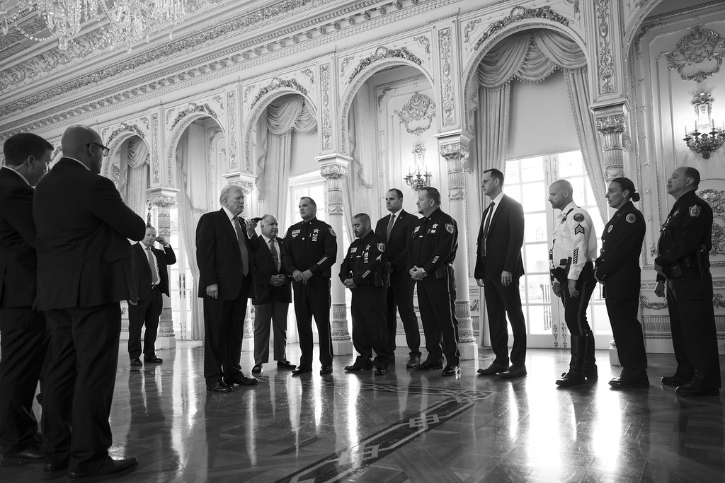 Trump Defends ICE Traffic Stops as a Key Crime-Fighting Tool