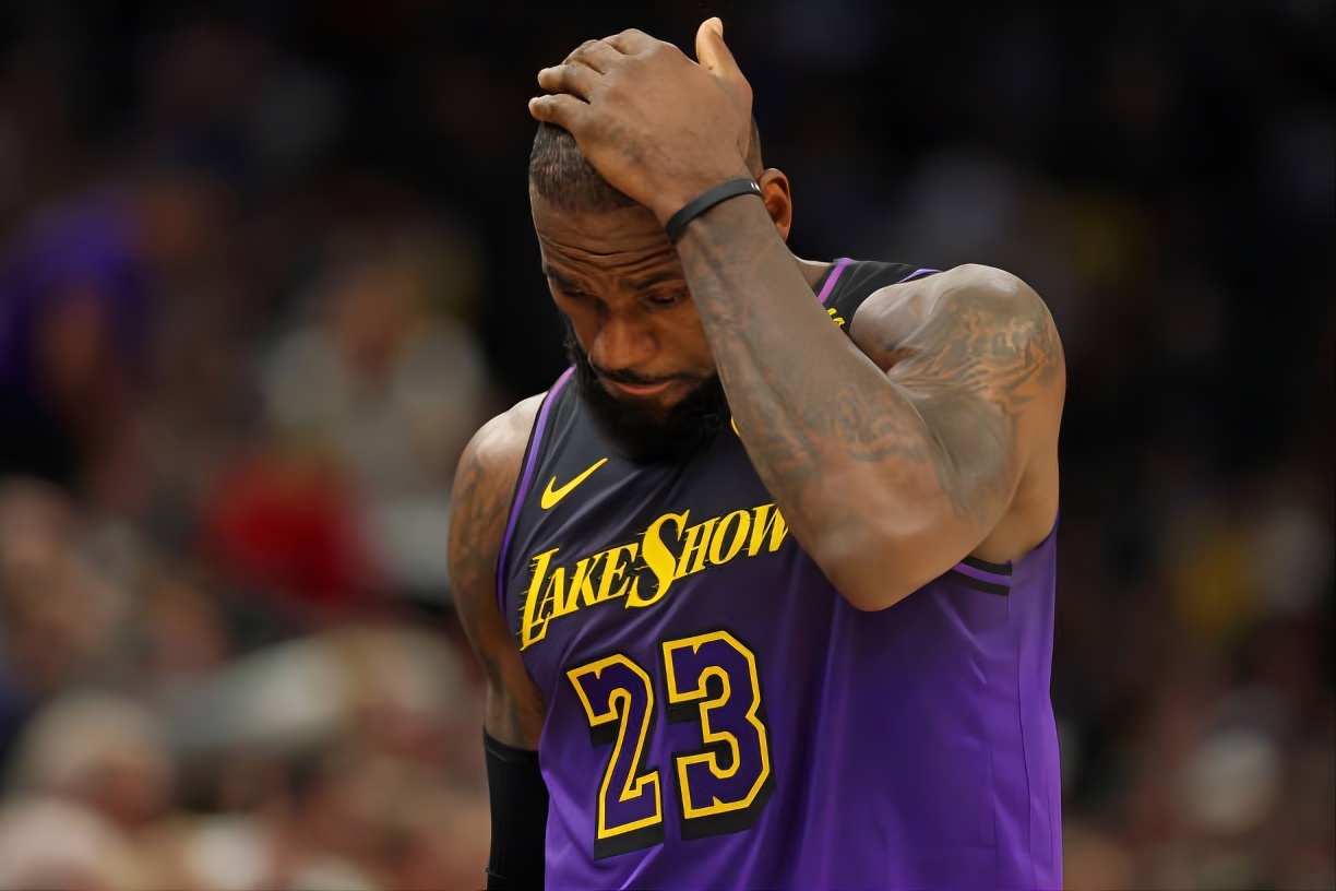 The $200 Million Puzzle: Can the Warriors Really Afford LeBron, AD, Draymond, and Porzingis?