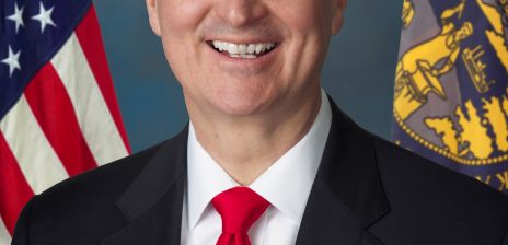 Trump backs Pete Ricketts for Nebraska Senate re-election