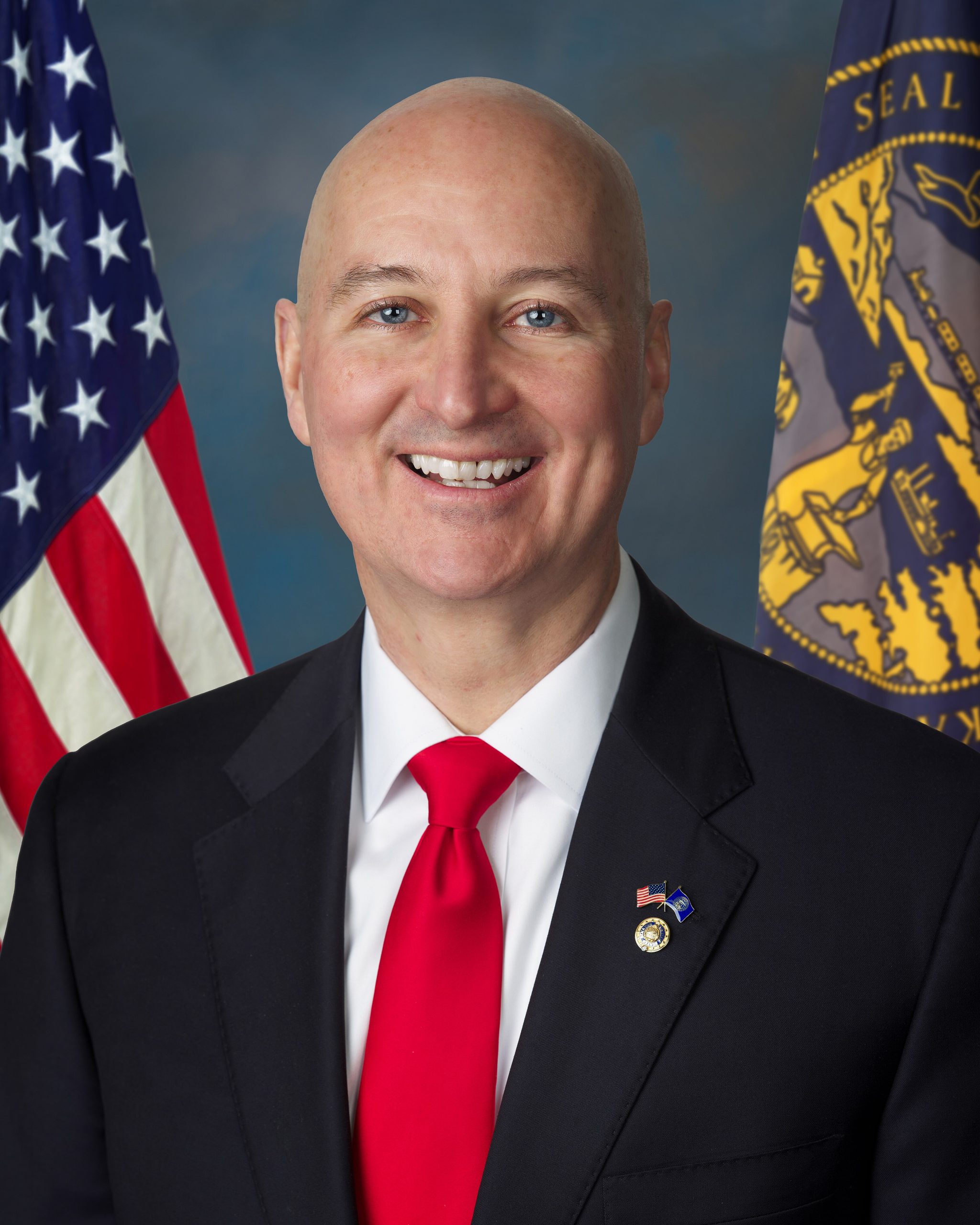 Trump backs Pete Ricketts for Nebraska Senate re-election