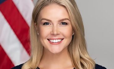 Trump Thanks Karoline Leavitt for “Fantastic Job” as Press Secretary