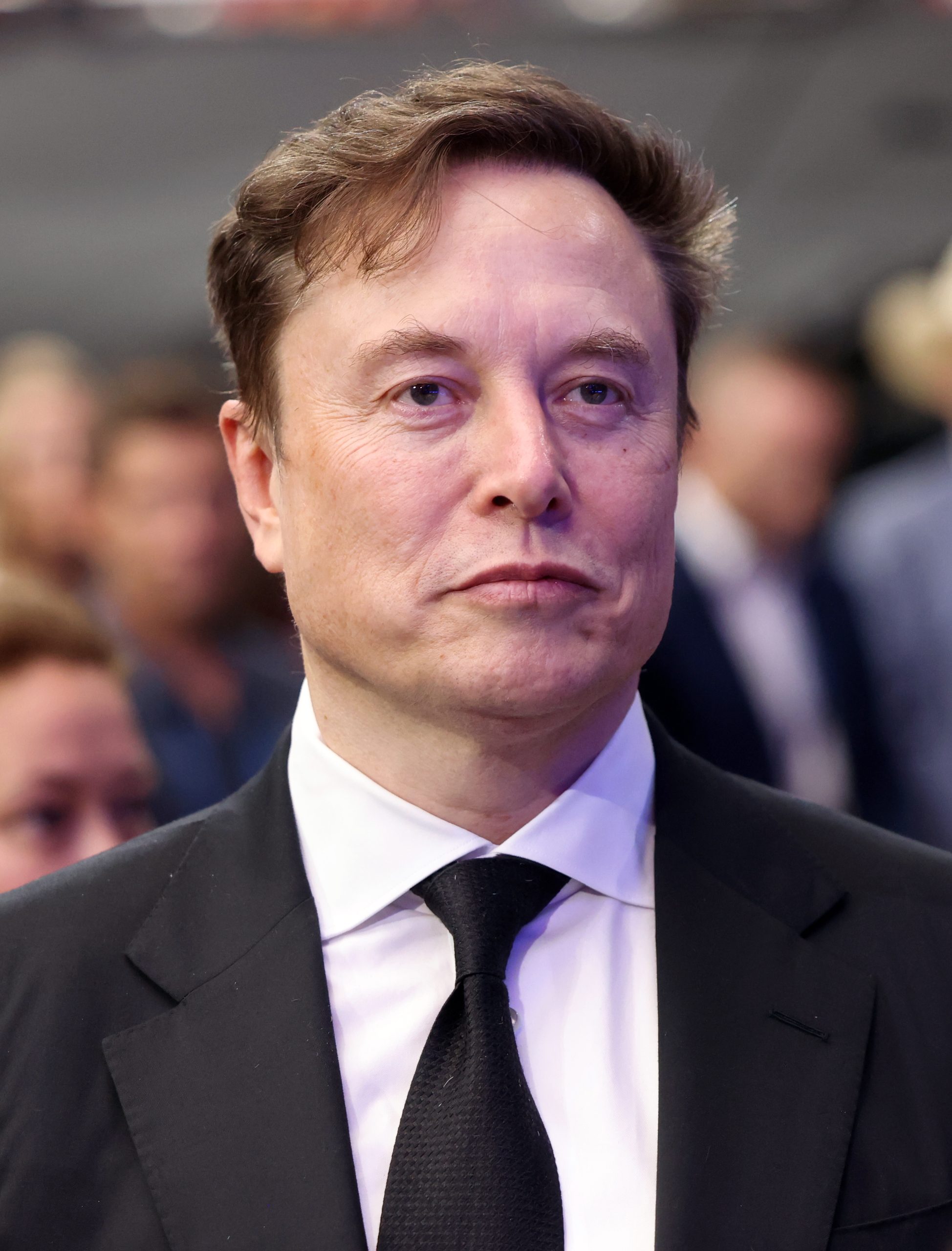 Trump Reposts Elon Musk’s “No More AI” Message on Truth Social