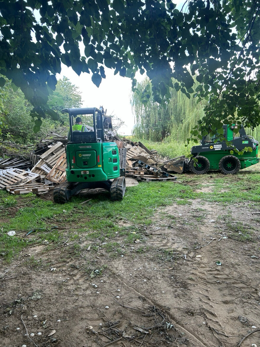 A neglected golf driving range is pictured at an undisclosed location on 10/20/2026. The images were posted by President Donald J.